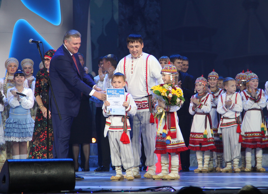 Детский фольклорный ансамбль «Шурампус», Гран-при фестиваля «Факел», г. Белгород, 2014 г.