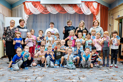 Участники мероприятия «Трансгаз-сити — детский город профессий»